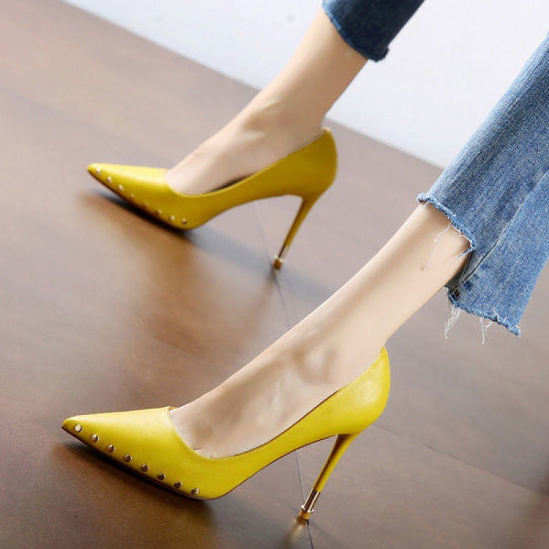 Nova Rivet Heelless Pumps – Defy Gravity in Style