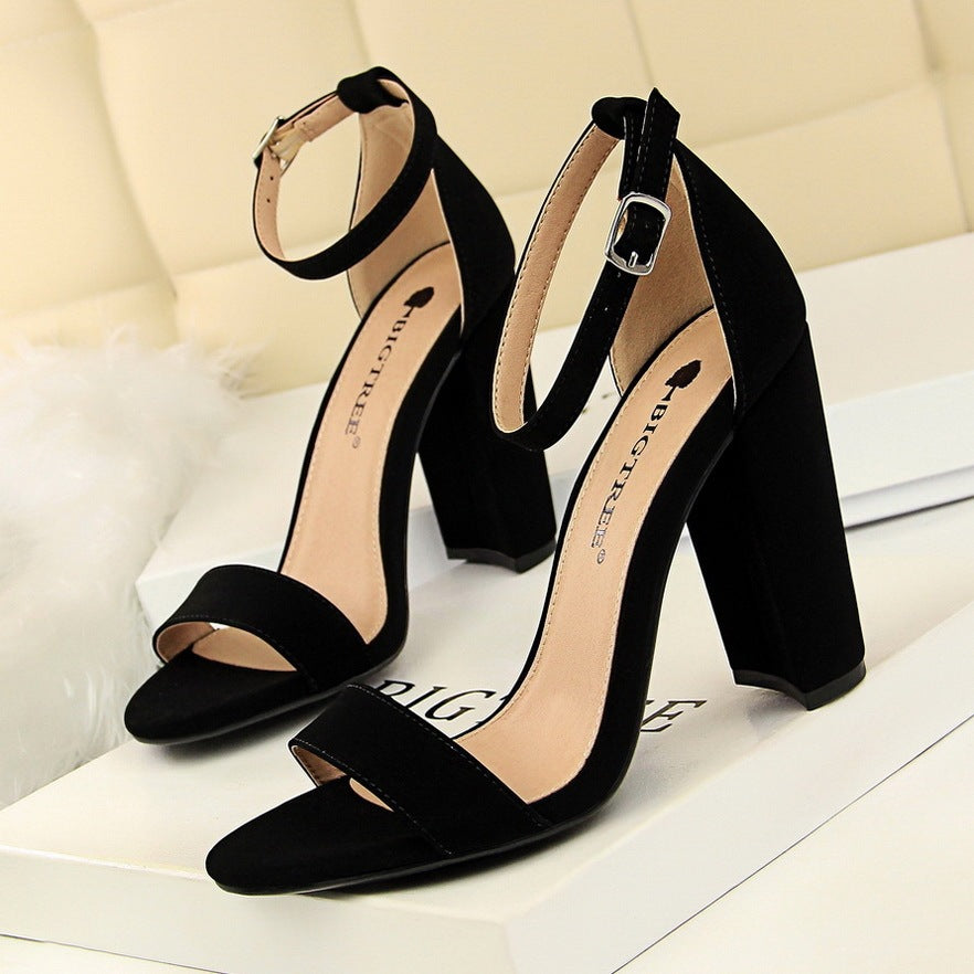 Avenue Round-Toe PU Heels – Effortless Elegance, Everyday Chic